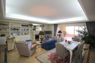 4 Bed Apartment for sale in Marbella Costa Del Sol, Málaga, Spain