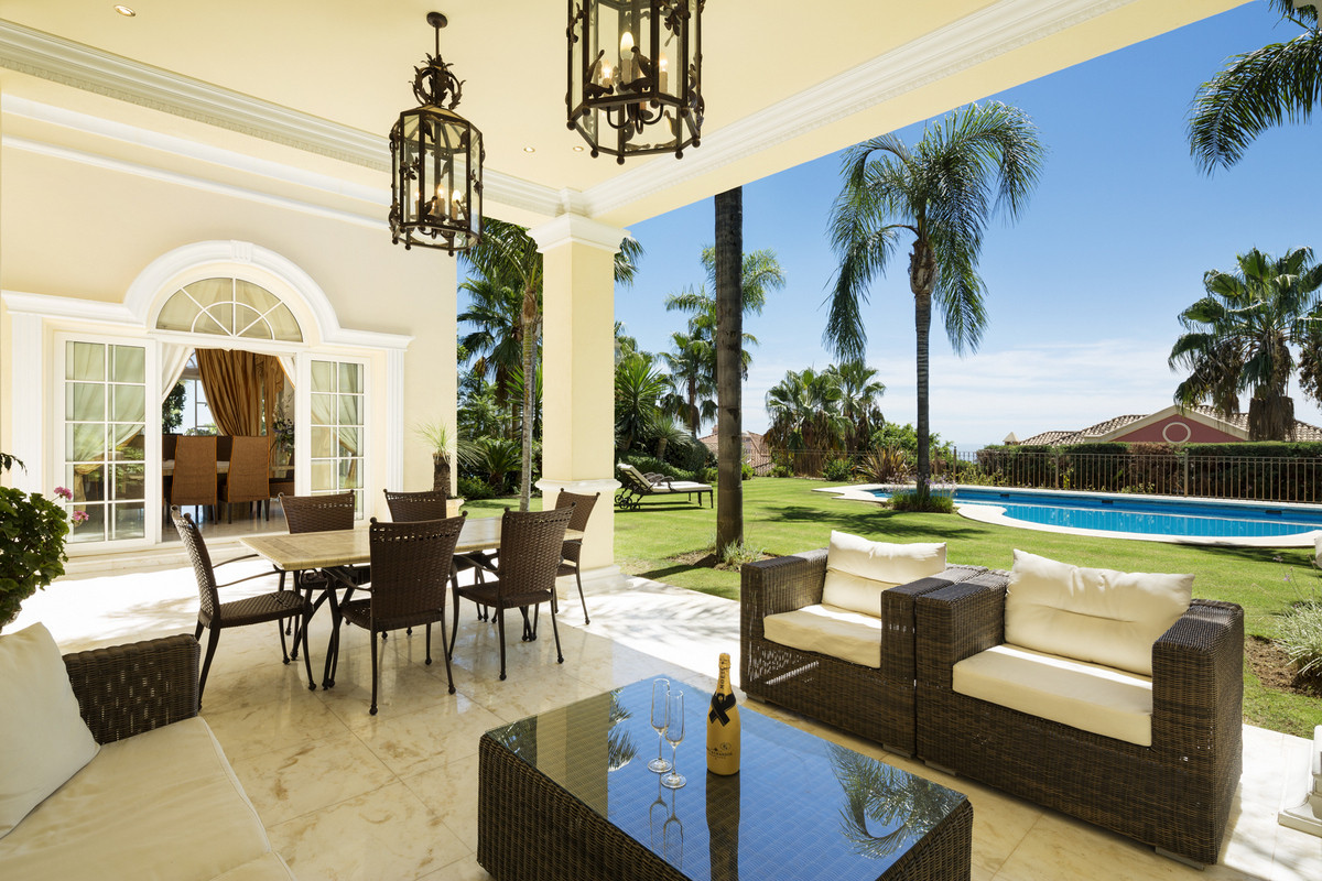 Se vende Villa - Chalet de 7 dormitorios en Costa Del Sol, Málaga, España