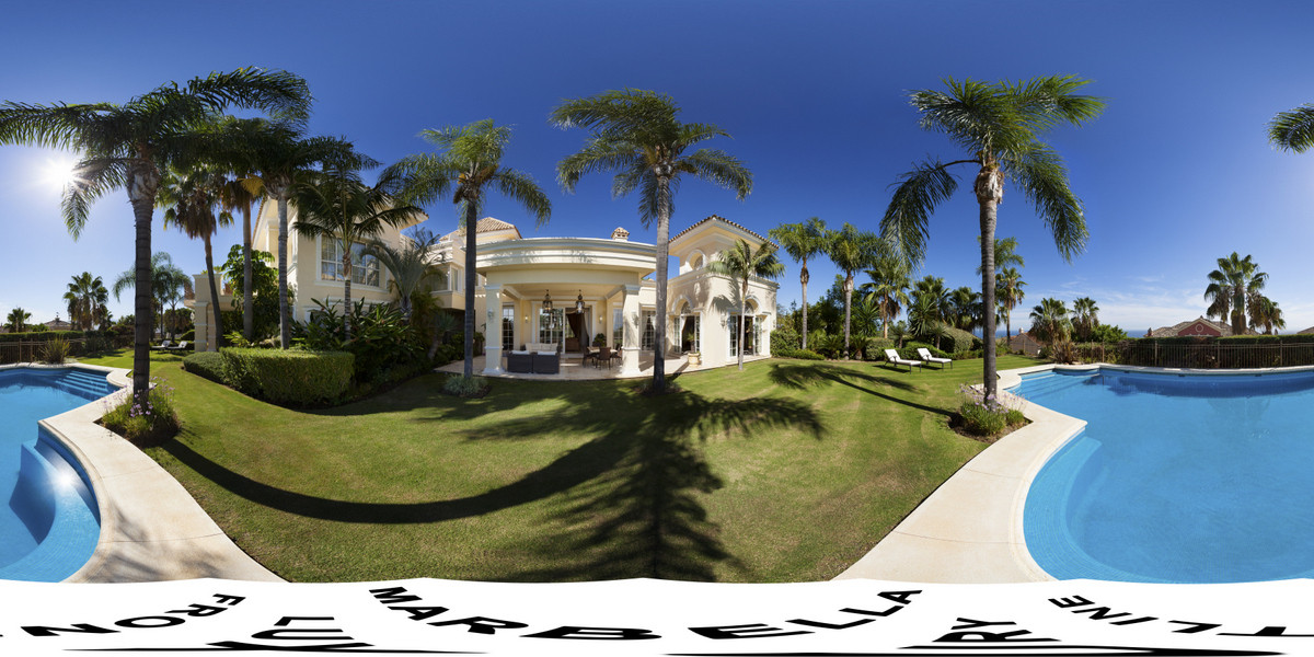 Se vende Villa - Chalet de 7 dormitorios en Costa Del Sol, Málaga, España