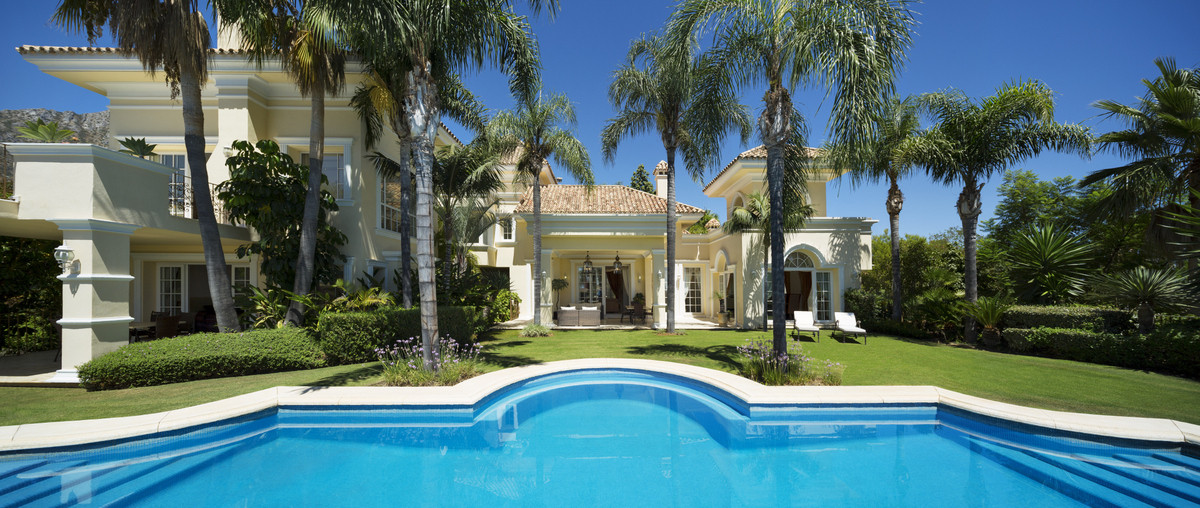 Se vende Villa - Chalet de 7 dormitorios en Costa Del Sol, Málaga, España