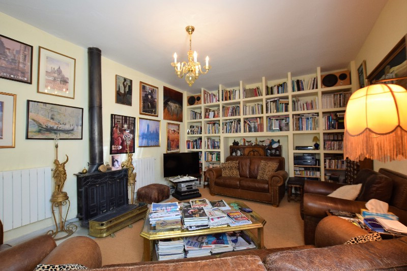 5 Bed Townhouse for sale in Ronda Costa Del Sol, Málaga, Spain