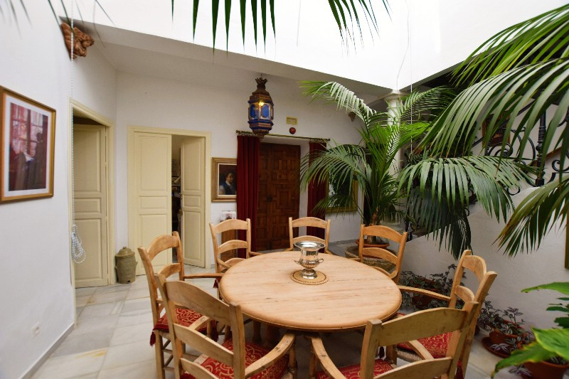 5 Bed Townhouse for sale in Ronda Costa Del Sol, Málaga, Spain