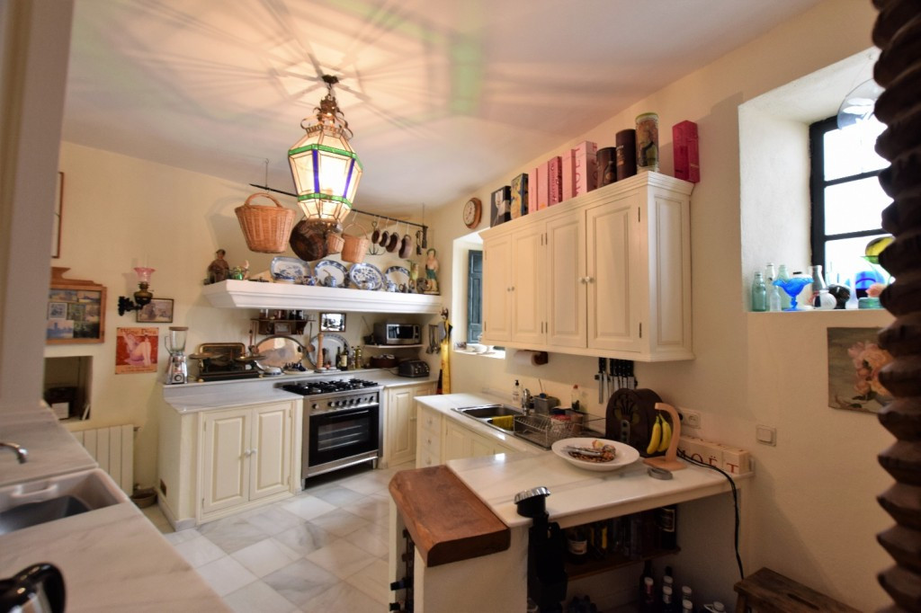 5 Bed Townhouse for sale in Ronda Costa Del Sol, Málaga, Spain