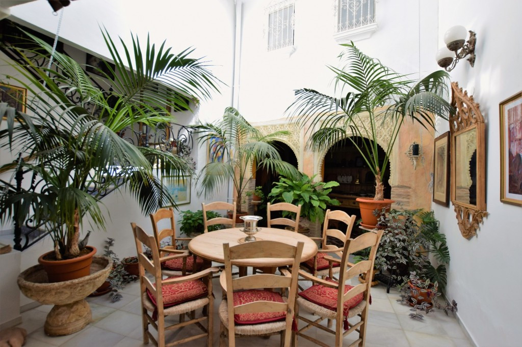 5 Bed Townhouse for sale in Ronda Costa Del Sol, Málaga, Spain