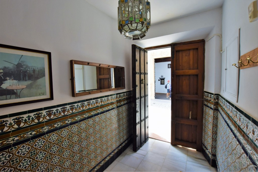 5 Bed Townhouse for sale in Ronda Costa Del Sol, Málaga, Spain