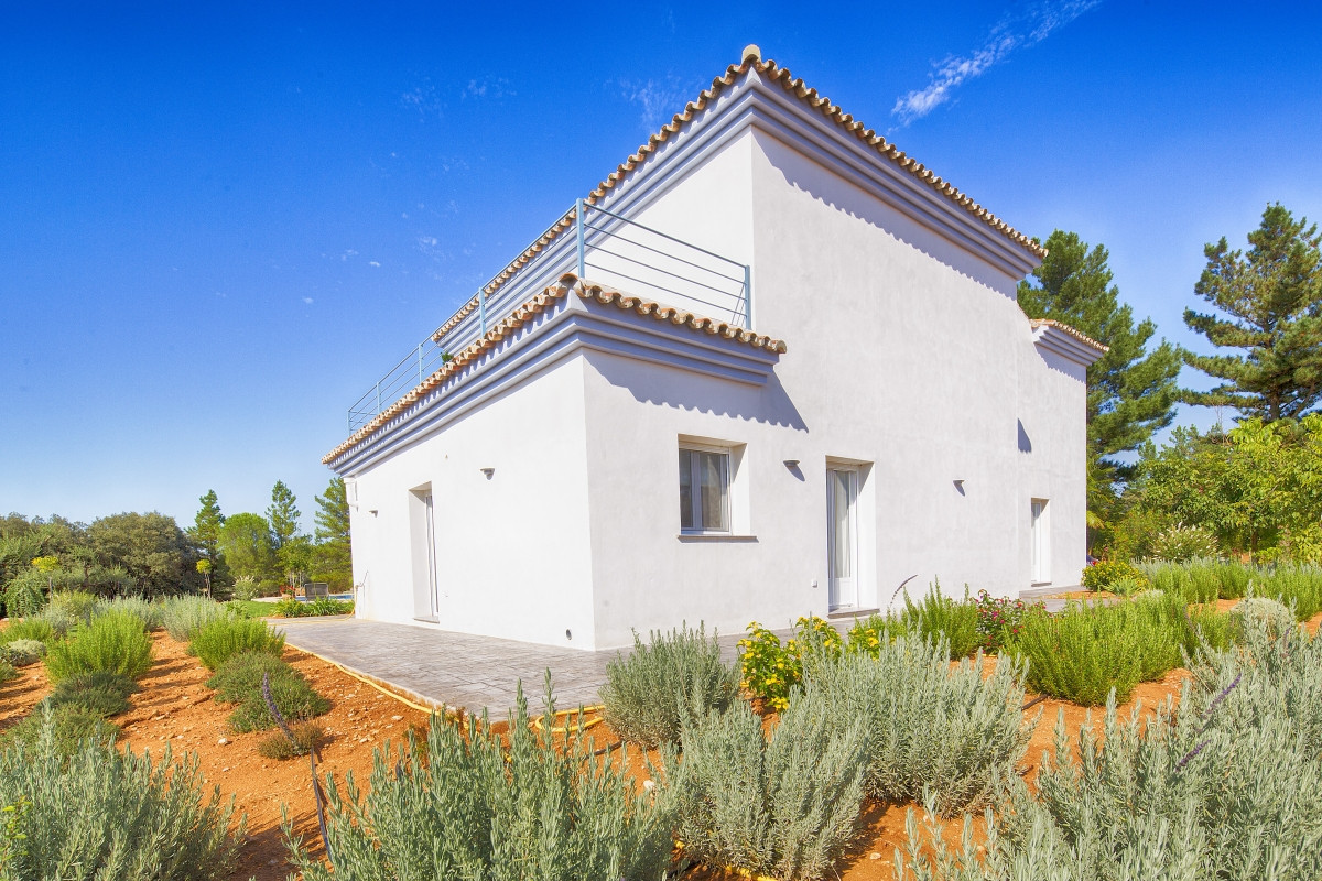 Se vende Granja de 3 dormitorios en Costa Del Sol, Málaga, España