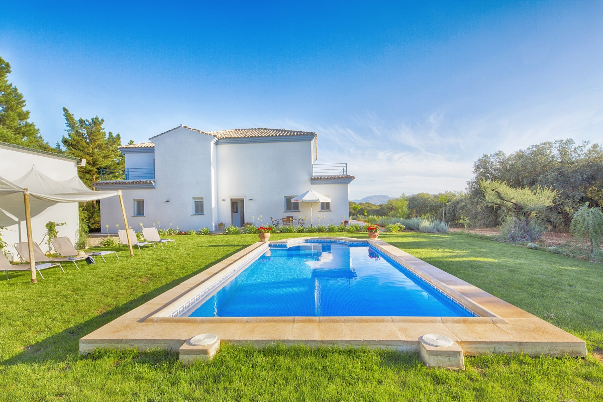 Se vende Granja de 3 dormitorios en Costa Del Sol, Málaga, España