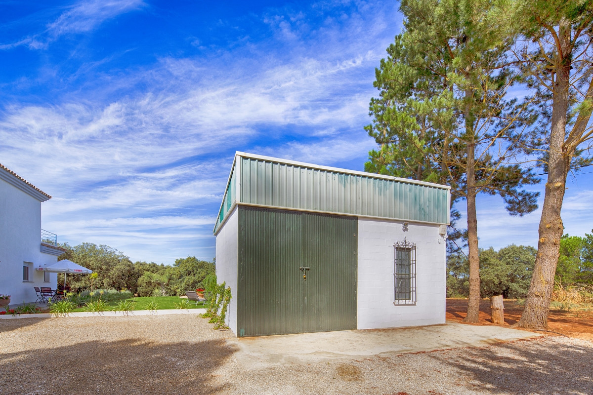 Se vende Granja de 3 dormitorios en Costa Del Sol, Málaga, España