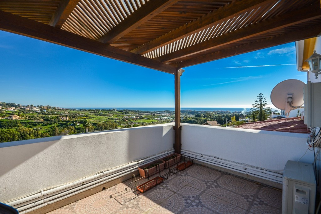 8 Bed Townhouse for sale in Estepona Costa Del Sol, Málaga, Spain