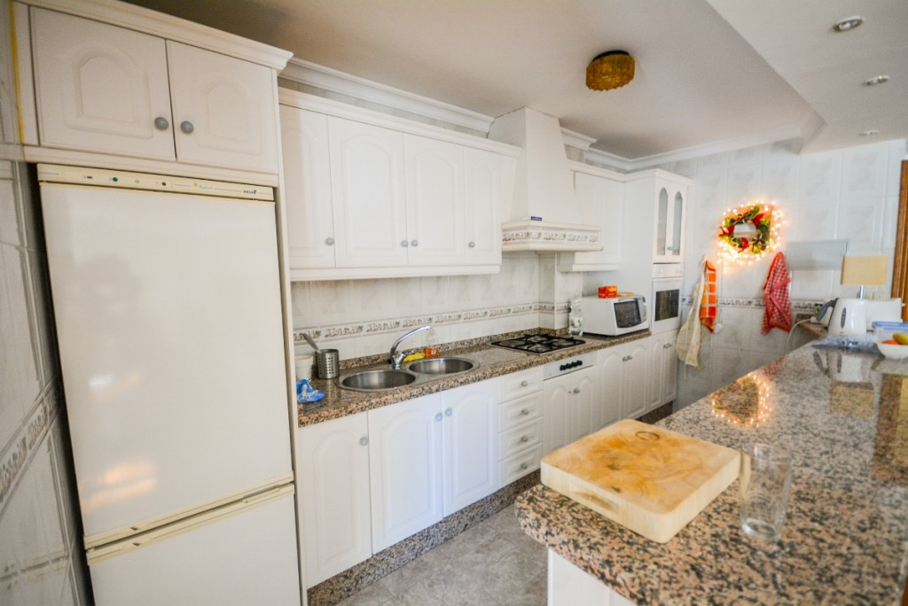 8 Bed Townhouse for sale in Estepona Costa Del Sol, Málaga, Spain