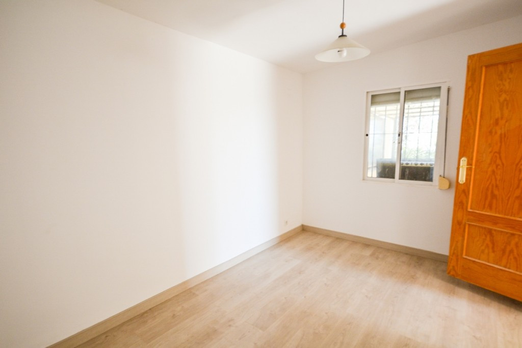 8 Bed Townhouse for sale in Estepona Costa Del Sol, Málaga, Spain