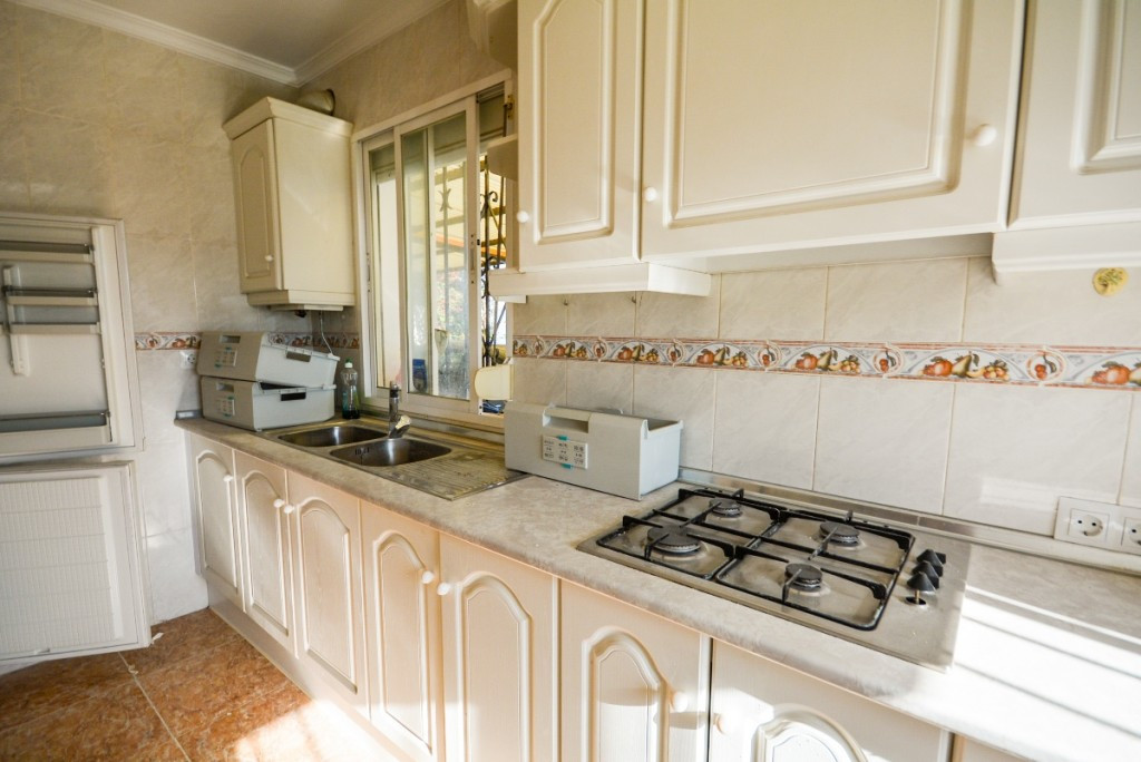 8 Bed Townhouse for sale in Estepona Costa Del Sol, Málaga, Spain