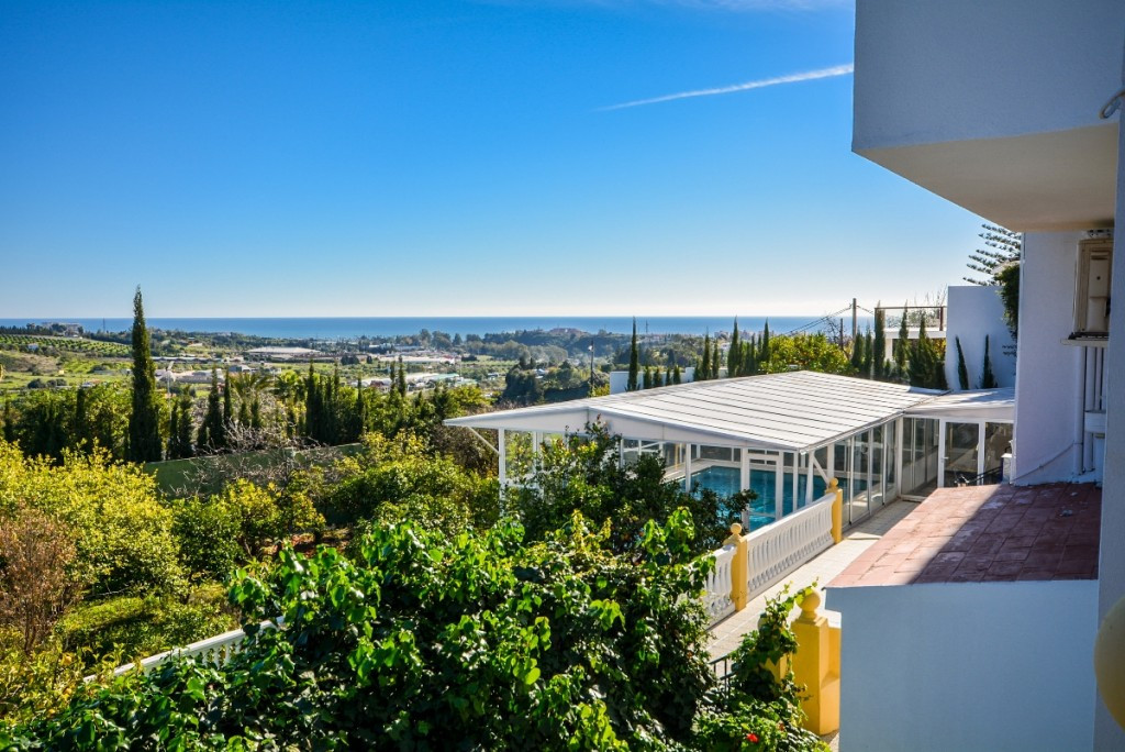 8 Bed Townhouse for sale in Estepona Costa Del Sol, Málaga, Spain