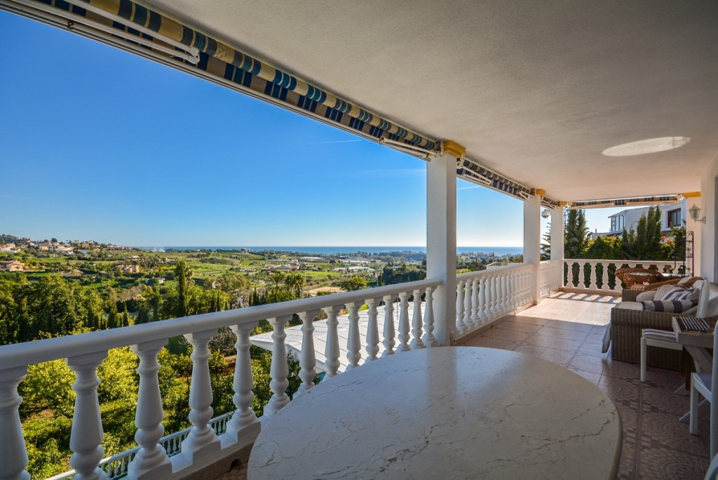 8 Bed Townhouse for sale in Estepona Costa Del Sol, Málaga, Spain