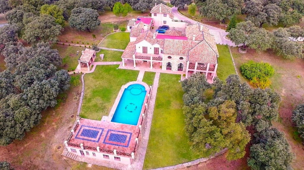 Se vende Finca - Cortijo de 7 dormitorios en Costa Del Sol, Málaga, España