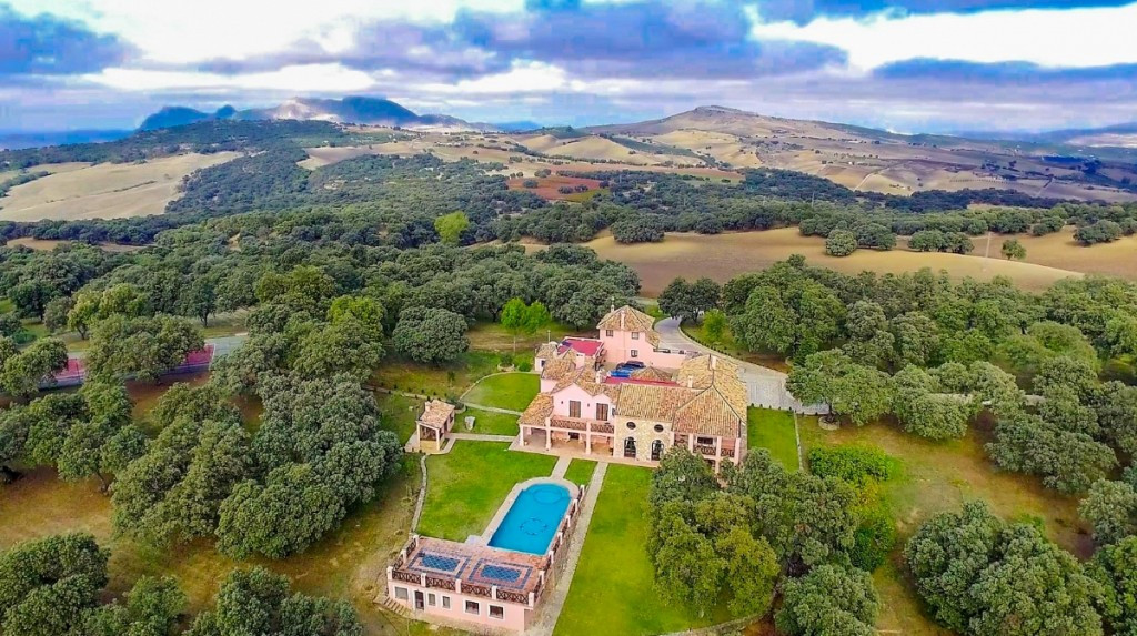 Se vende Finca - Cortijo de 7 dormitorios en Costa Del Sol, Málaga, España