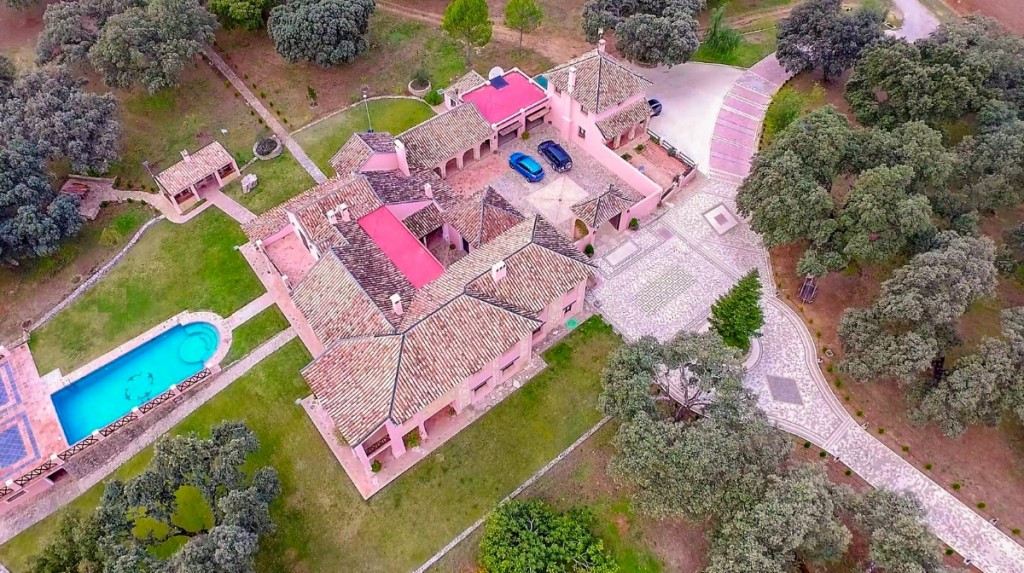 Se vende Finca - Cortijo de 7 dormitorios en Costa Del Sol, Málaga, España