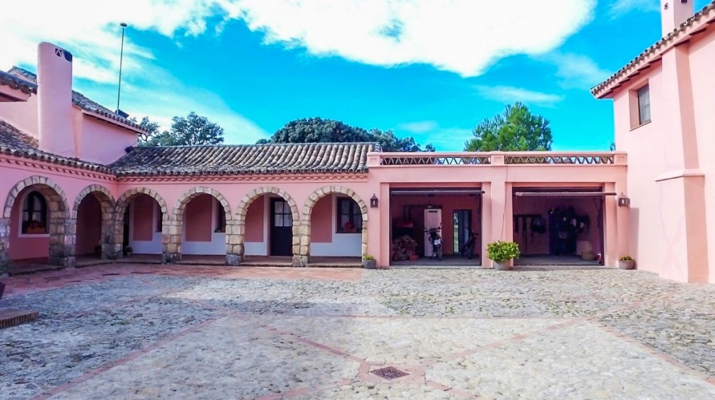 Se vende Finca - Cortijo de 7 dormitorios en Costa Del Sol, Málaga, España
