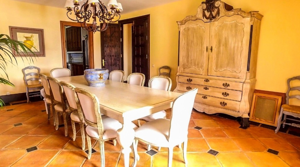 Se vende Finca - Cortijo de 7 dormitorios en Costa Del Sol, Málaga, España