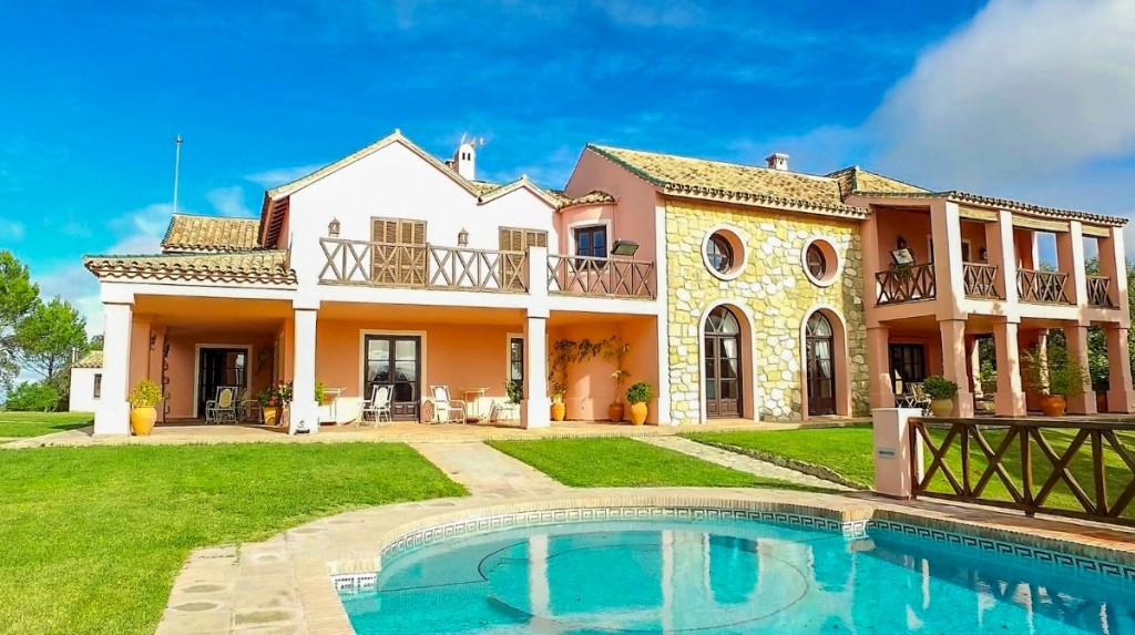 Se vende Finca - Cortijo de 7 dormitorios en Costa Del Sol, Málaga, España