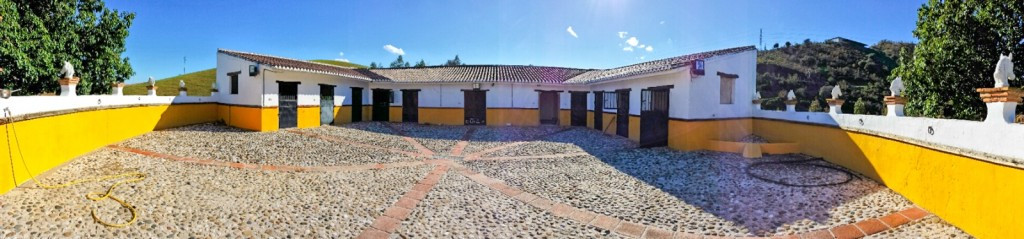 6 Bed Townhouse for sale in Casarabonela Costa Del Sol, Málaga, Spain