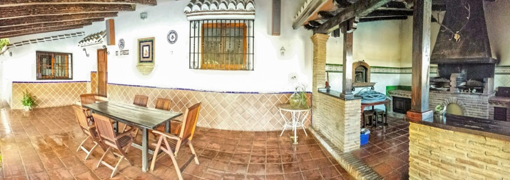 6 Bed Townhouse for sale in Casarabonela Costa Del Sol, Málaga, Spain