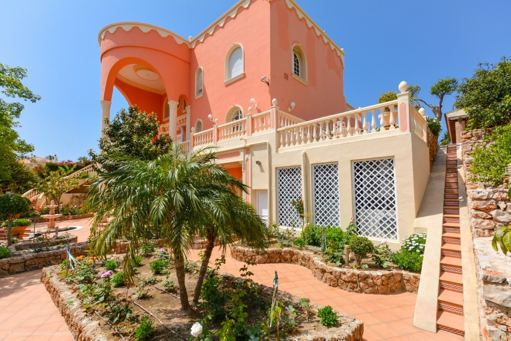 Se vende Villa - Chalet de 7 dormitorios en Costa Del Sol, Málaga, España
