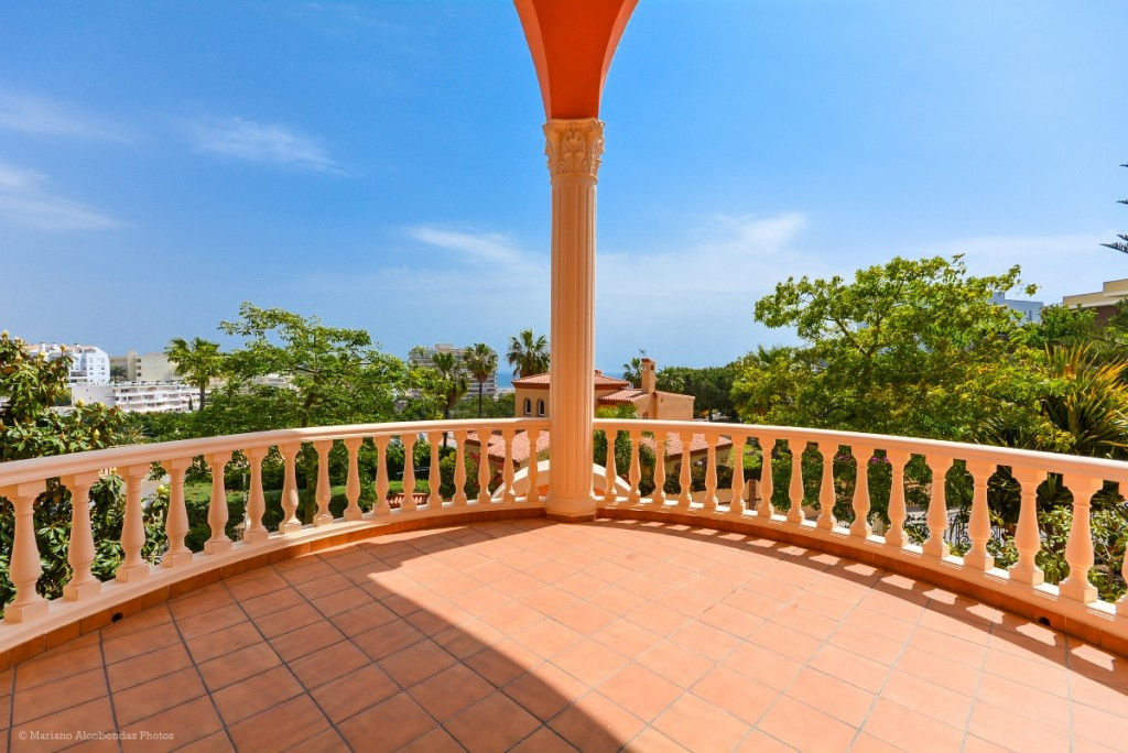 Se vende Villa - Chalet de 7 dormitorios en Costa Del Sol, Málaga, España