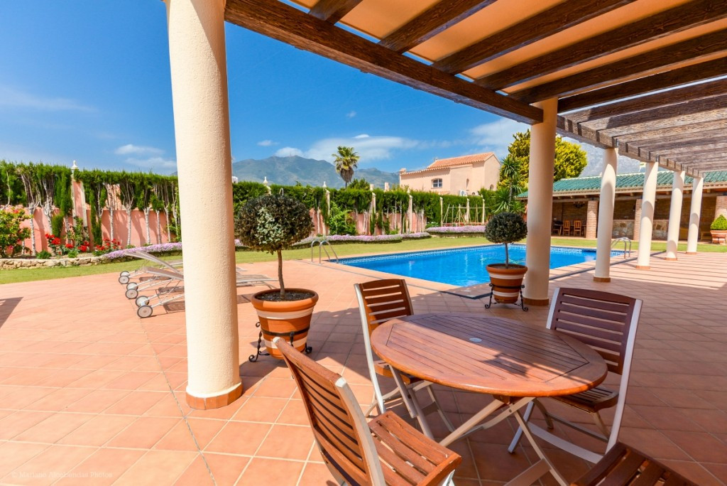 Se vende Villa - Chalet de 7 dormitorios en Costa Del Sol, Málaga, España