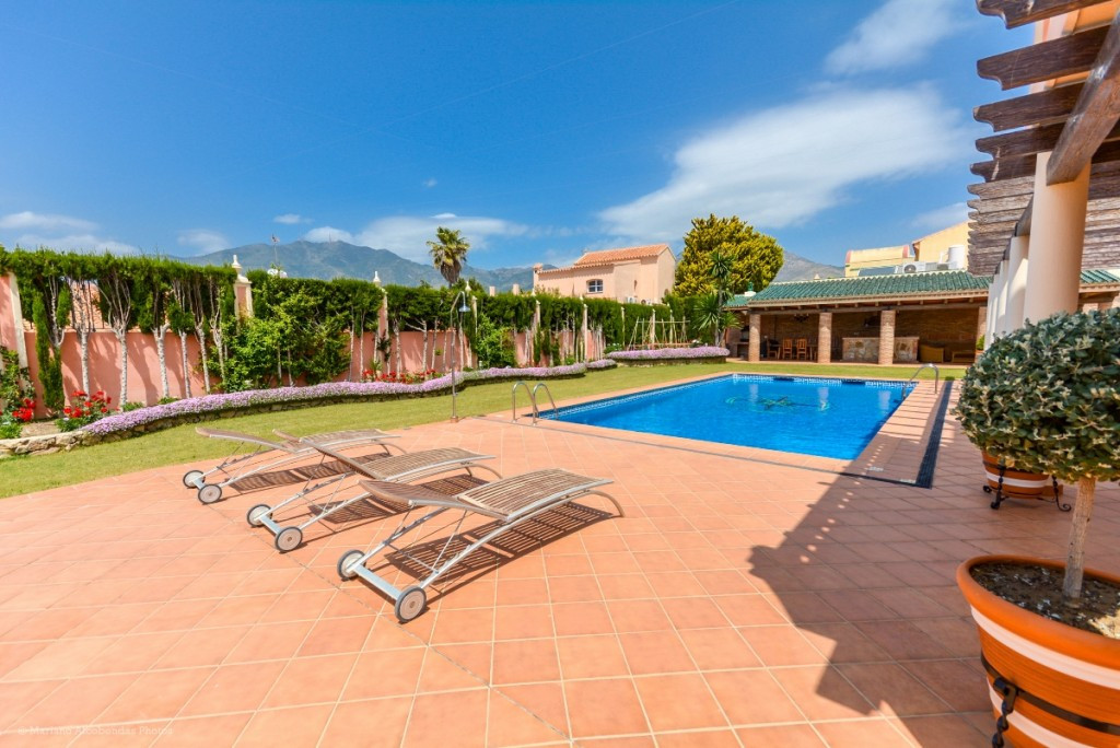 Se vende Villa - Chalet de 7 dormitorios en Costa Del Sol, Málaga, España