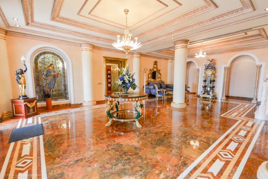 Se vende Villa - Chalet de 7 dormitorios en Costa Del Sol, Málaga, España