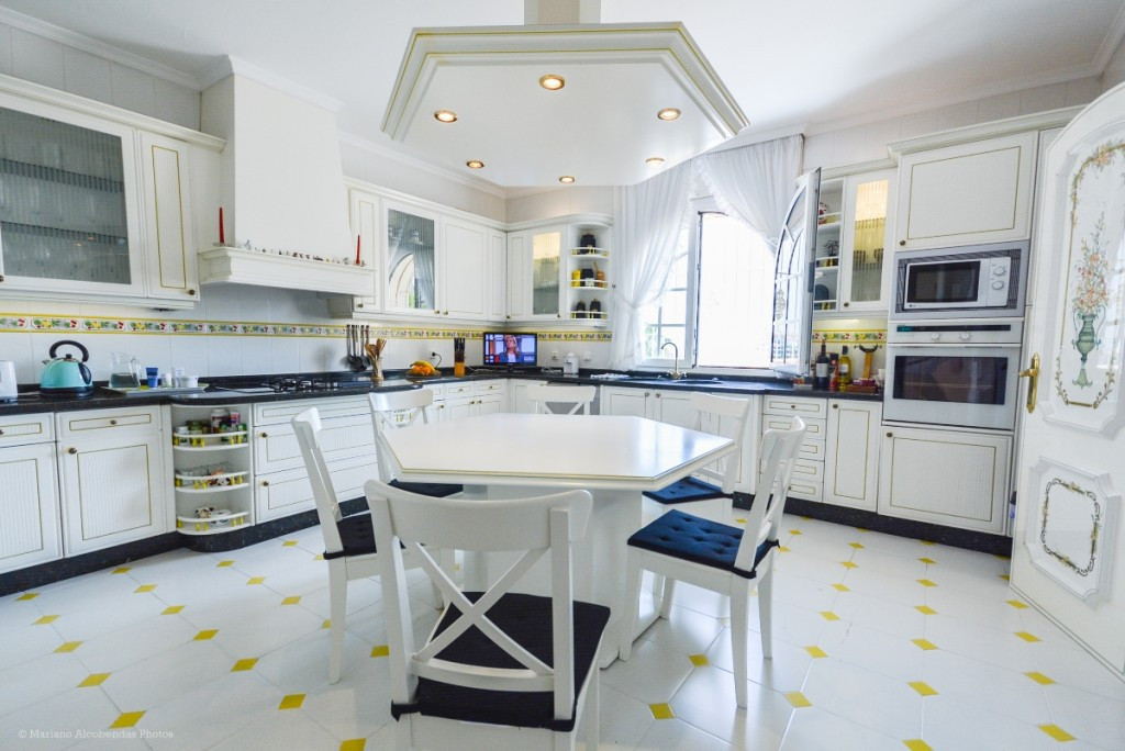 Se vende Villa - Chalet de 7 dormitorios en Costa Del Sol, Málaga, España