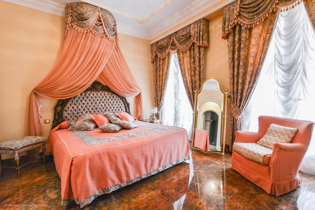 Se vende Villa - Chalet de 7 dormitorios en Costa Del Sol, Málaga, España