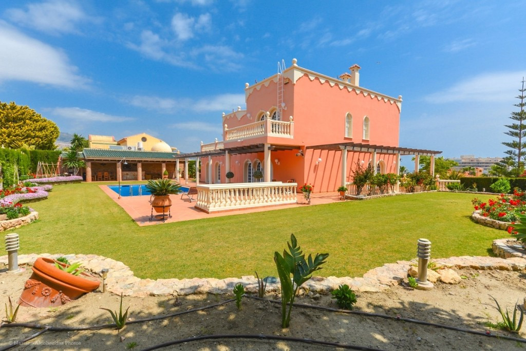 Se vende Villa - Chalet de 7 dormitorios en Costa Del Sol, Málaga, España