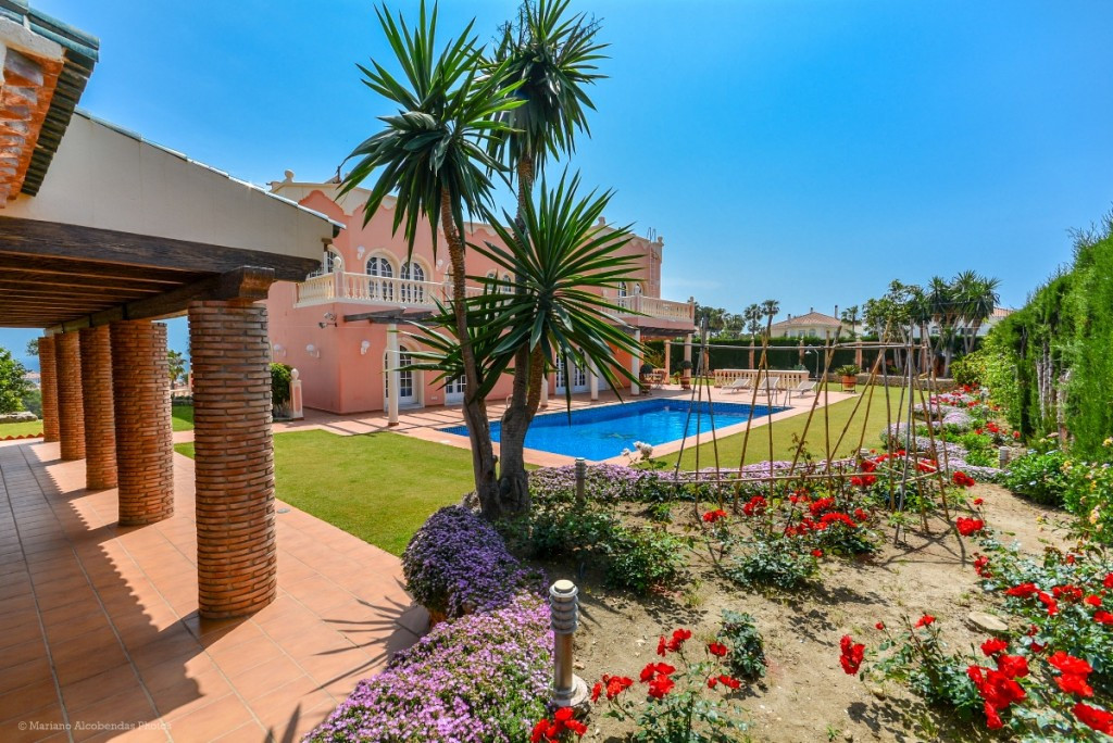 Se vende Villa - Chalet de 7 dormitorios en Costa Del Sol, Málaga, España