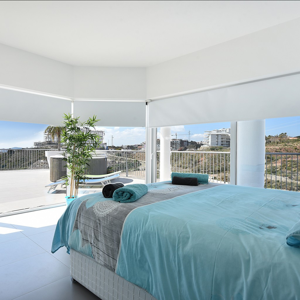2 Bed Apartment for sale in Benalmadena Costa Costa Del Sol, Málaga, Spain