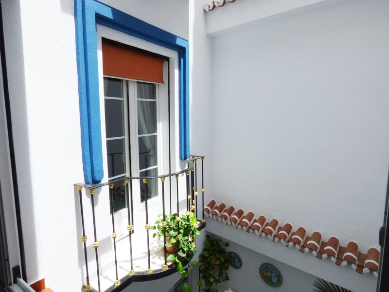 6 Bed Townhouse for sale in Marbella Costa Del Sol, Málaga, Spain