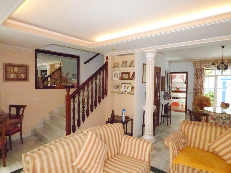 6 Bed Townhouse for sale in Marbella Costa Del Sol, Málaga, Spain