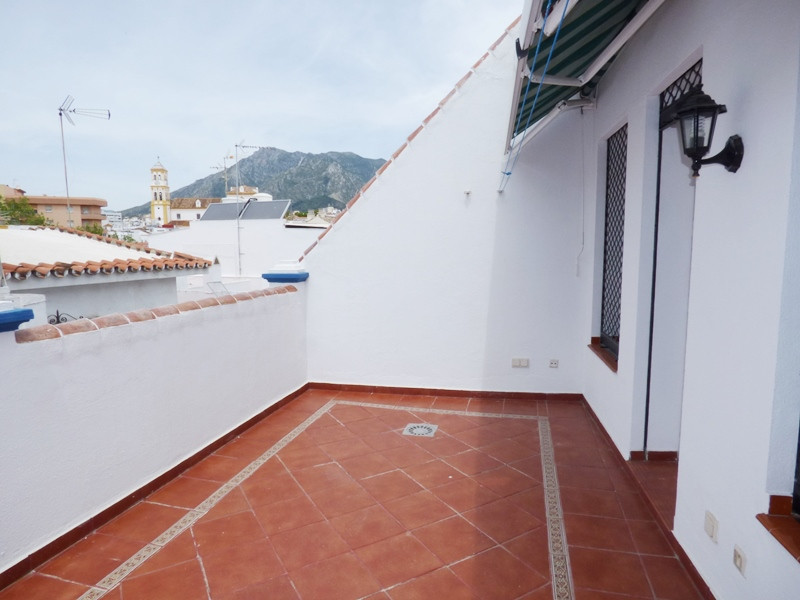 6 Bed Townhouse for sale in Marbella Costa Del Sol, Málaga, Spain