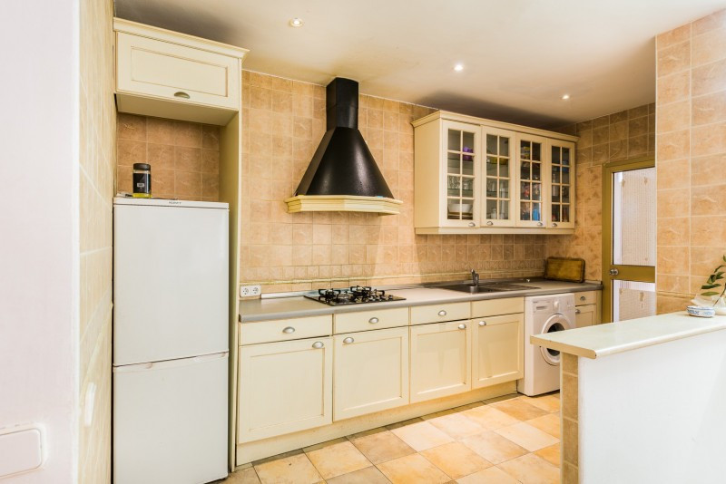 9 Bed Townhouse for sale in El Rosario Costa Del Sol, Málaga, Spain