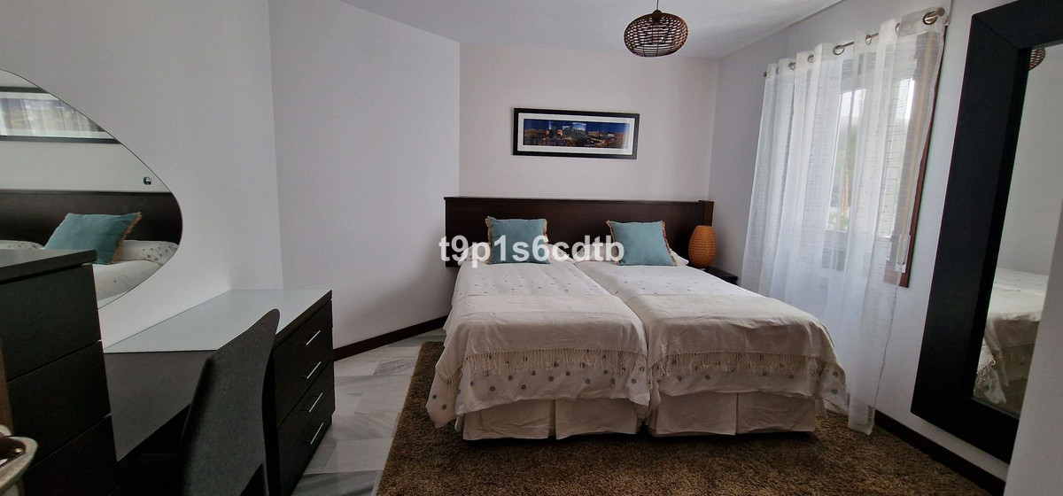 3 Bed Apartment for sale in Puerto Banús Costa Del Sol, Málaga, Spain