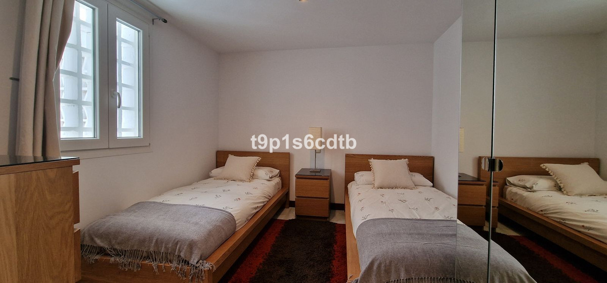 3 Bed Apartment for sale in Puerto Banús Costa Del Sol, Málaga, Spain