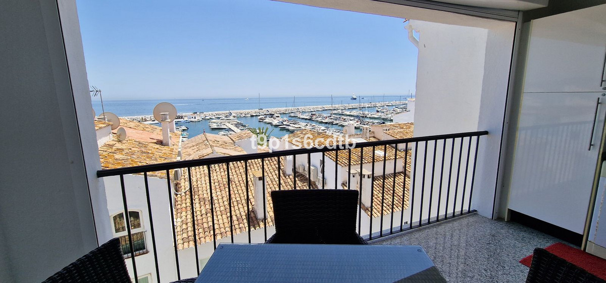 3 Bed Apartment for sale in Puerto Banús Costa Del Sol, Málaga, Spain