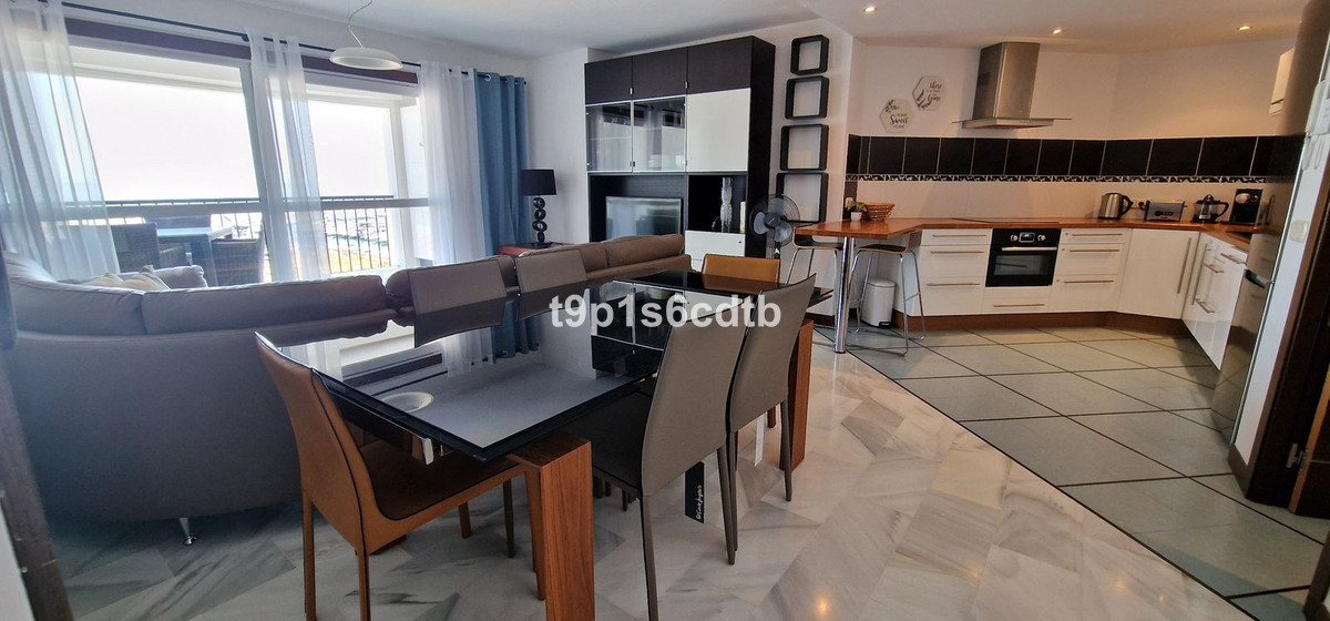 3 Bed Apartment for sale in Puerto Banús Costa Del Sol, Málaga, Spain