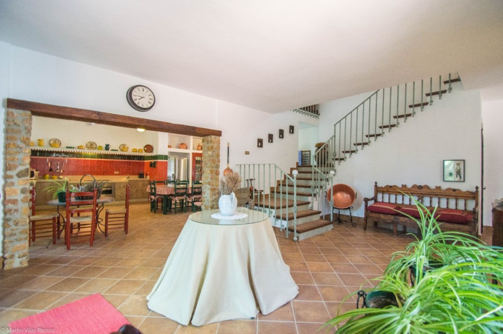 7 Bed Townhouse for sale in Archidona Costa Del Sol, Málaga, Spain