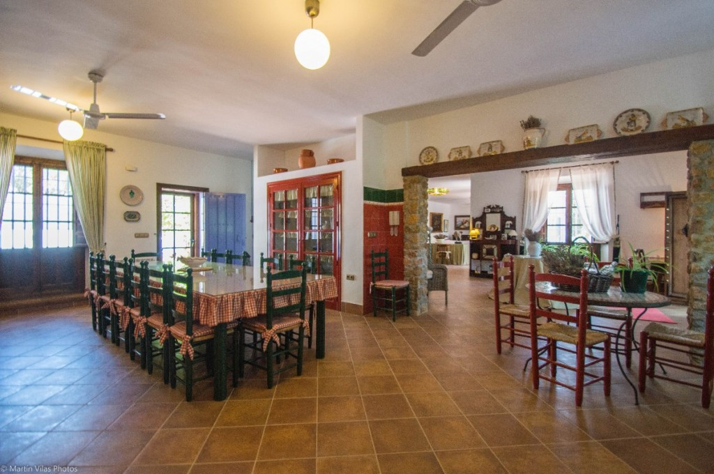 7 Bed Townhouse for sale in Archidona Costa Del Sol, Málaga, Spain