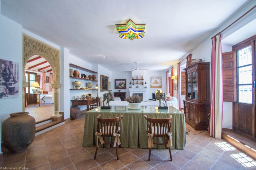 7 Bed Townhouse for sale in Archidona Costa Del Sol, Málaga, Spain