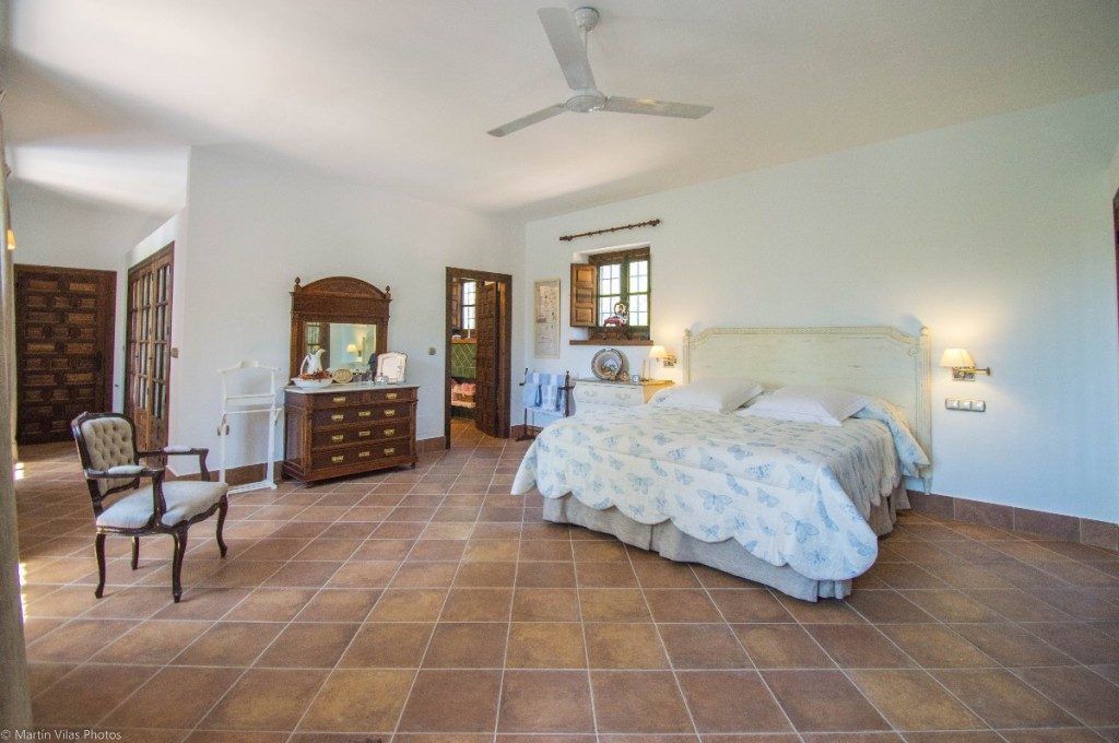 7 Bed Townhouse for sale in Archidona Costa Del Sol, Málaga, Spain