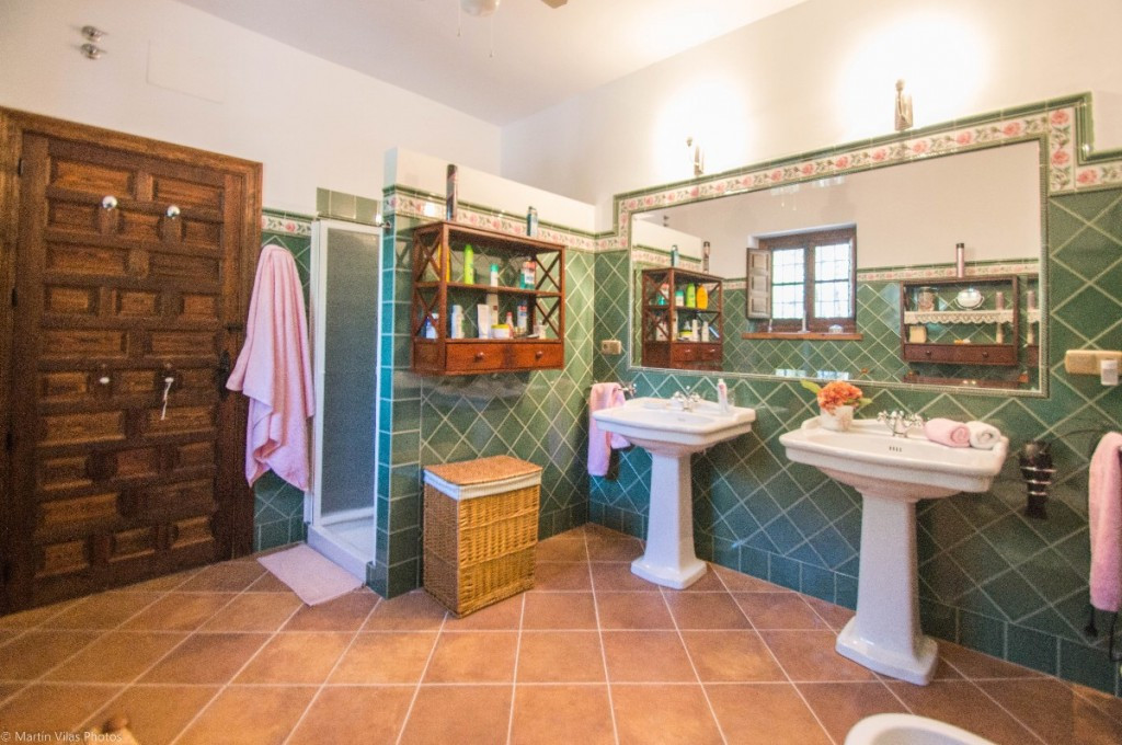 7 Bed Townhouse for sale in Archidona Costa Del Sol, Málaga, Spain