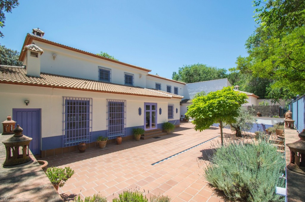 7 Bed Townhouse for sale in Archidona Costa Del Sol, Málaga, Spain